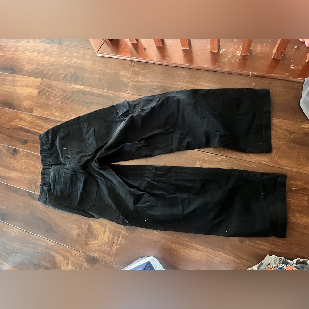 selling because they do not fit me
